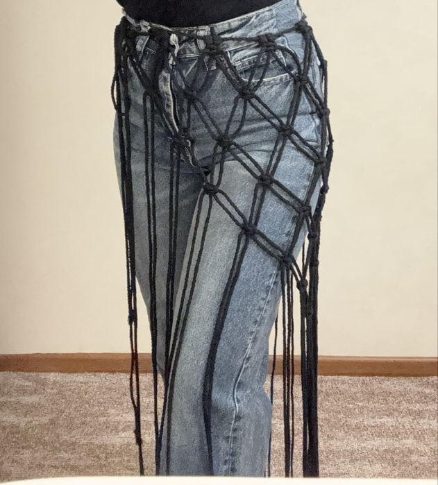 Хустка-пояс макраме чорного кольору