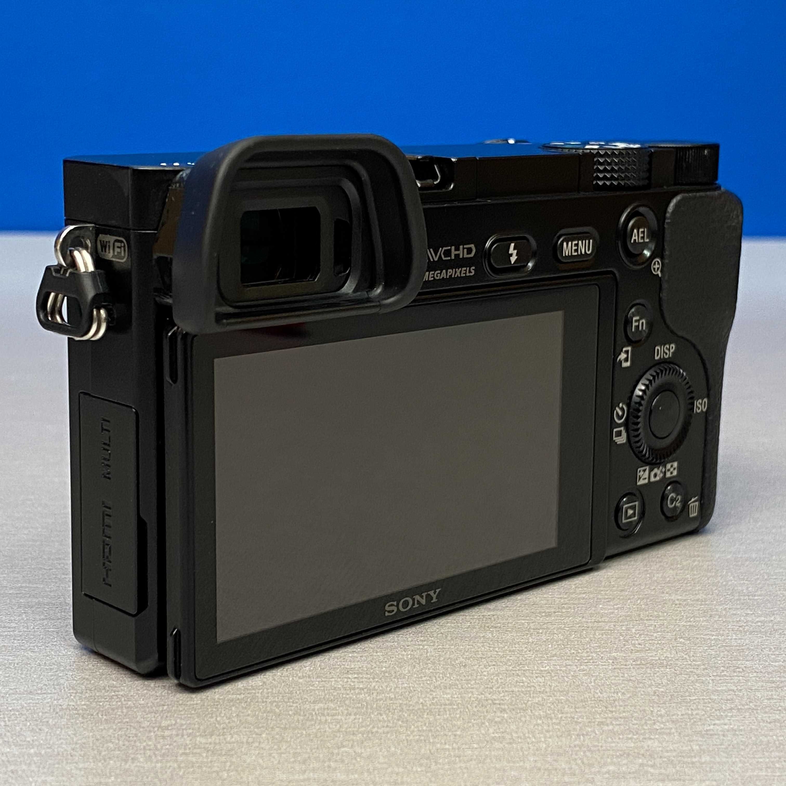 Sony Alpha A6000 (Corpo) - 24.3MP