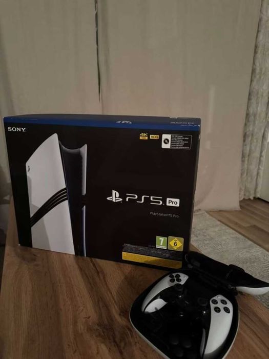 Konsola Playstation 5 Pro + 2 Pady PS5 PS 5