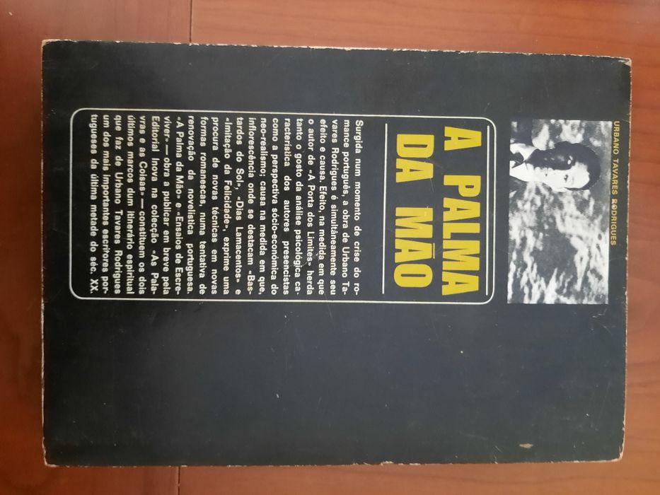 Livro A Palma da mão de Urbano Tavares Rodrigues
