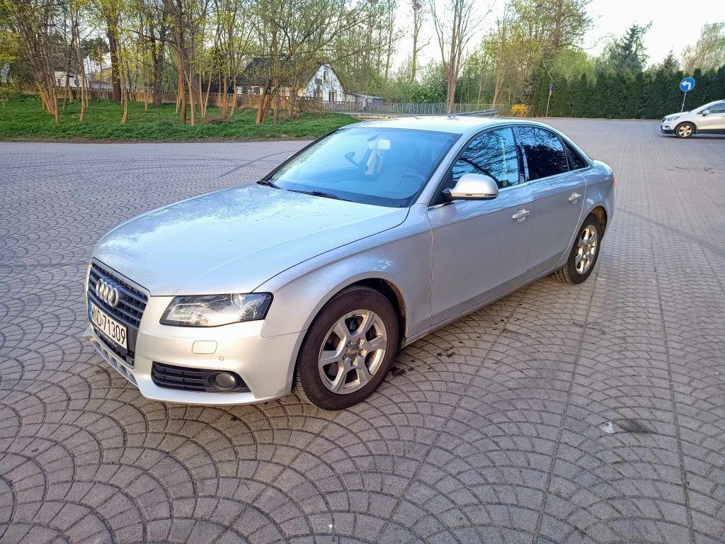 Audi A4 B8 2.0 TDI 170 KW bogate wyposażenie !