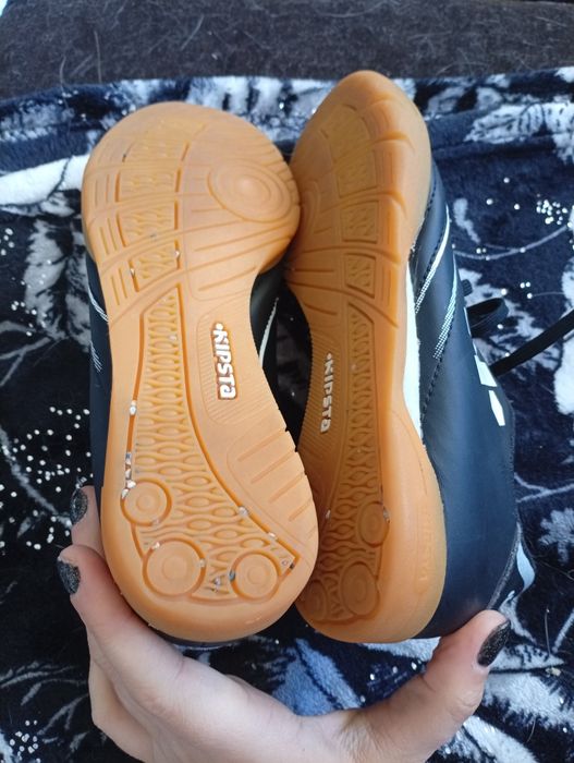 Kipsta halówki adidasy 32