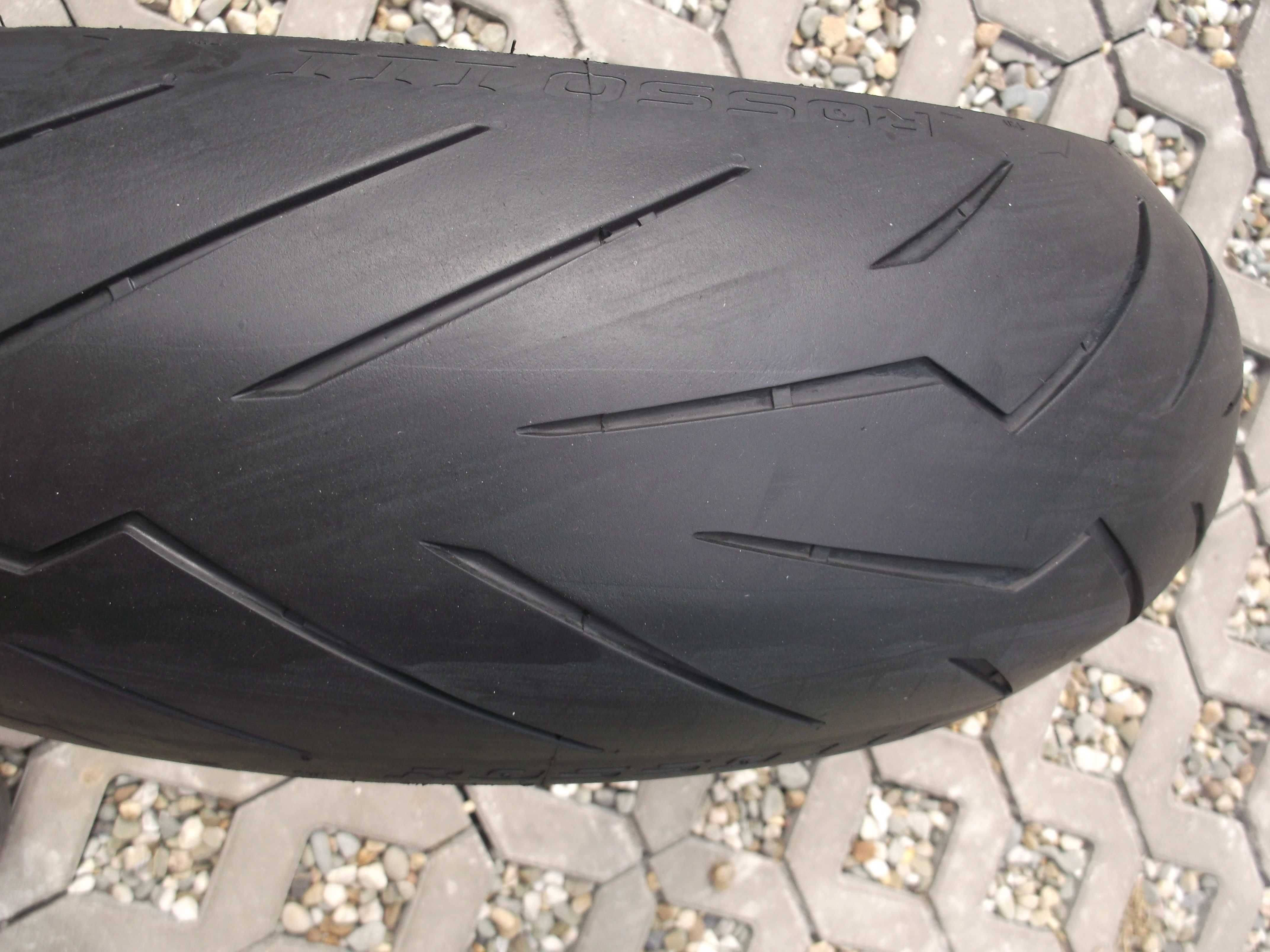 opona 180/55ZR17 Pirelli Diablo Rosso III dot5219 2,3mm