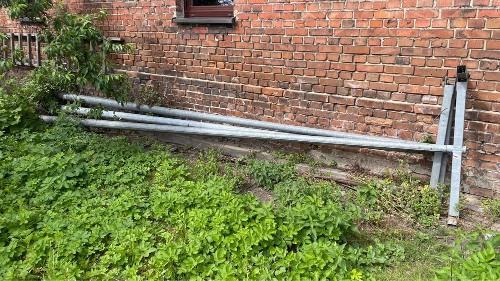 Słupy stalowe ocynkowane