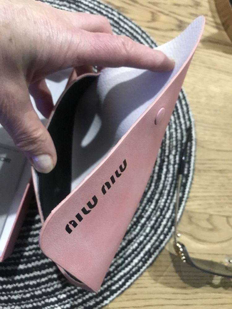 Okulary przeciwsloneczne Miu miu