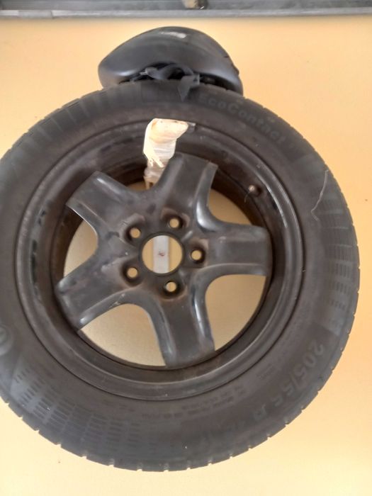 Roda suplente para carro