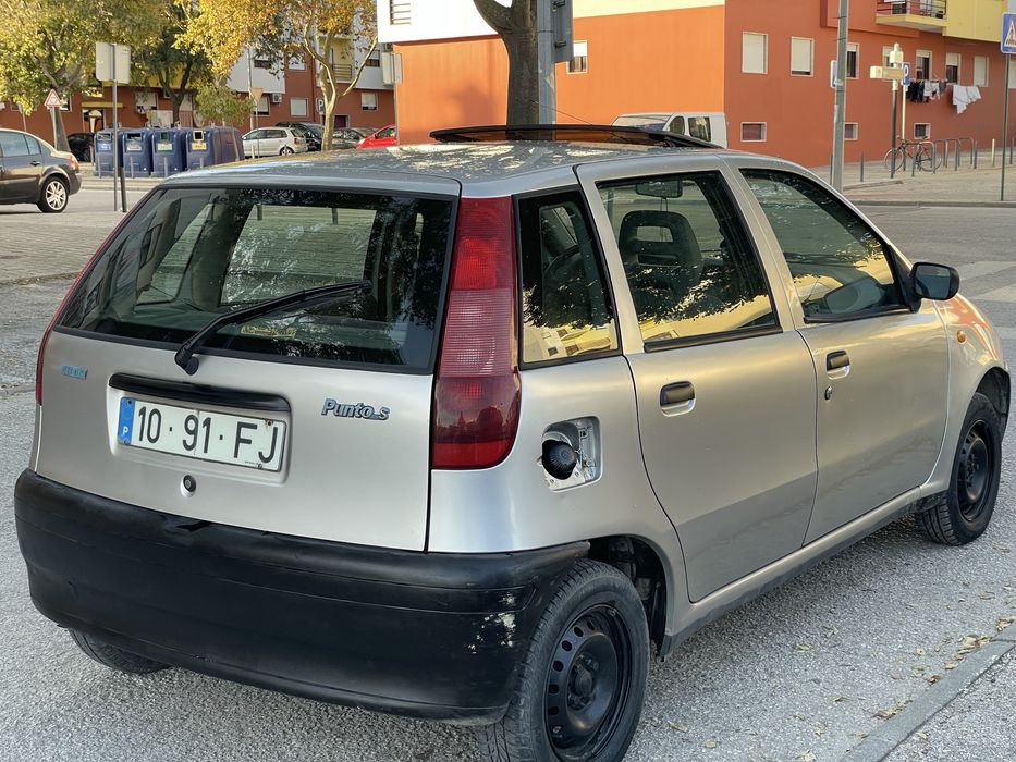 Fiat Punto com apenas 138.000km