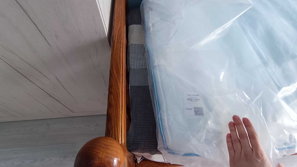 Продам ДВОЯРУСНЕ дитяче-підліткове ліжко, масив ДУБА
