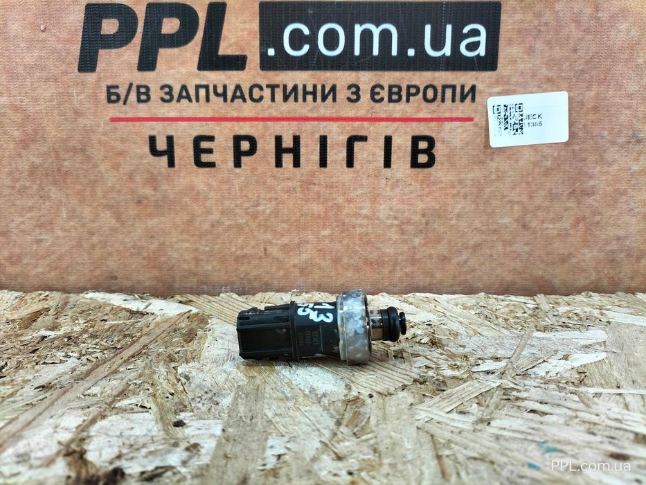 Lexus NX II 21- 2.5 RAV4 Датчик давления топлива в рейке 89458-33030