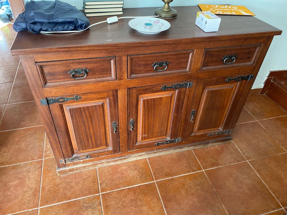 Armário 100% madeira