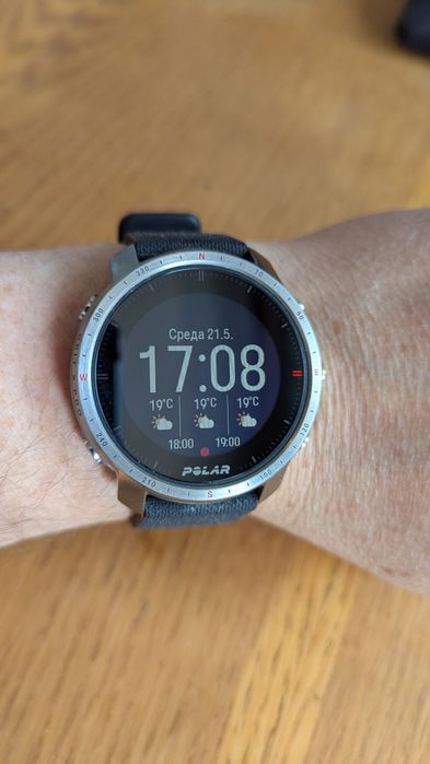 Смарт годинник Polar grit x pro