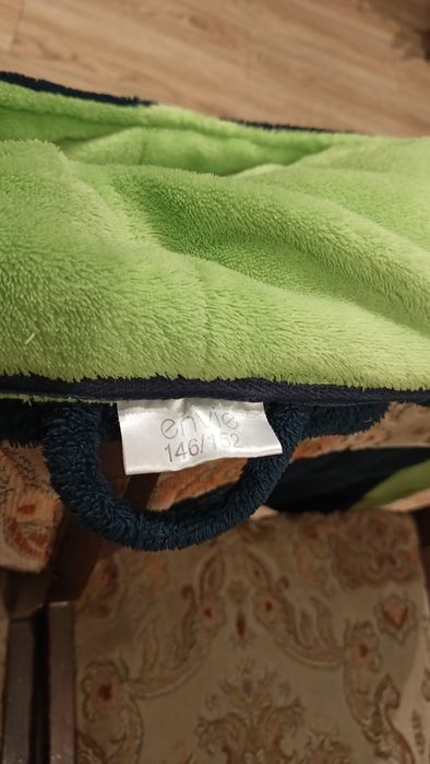 Szlafrok dziecięcy w bardzo dobrym stanie