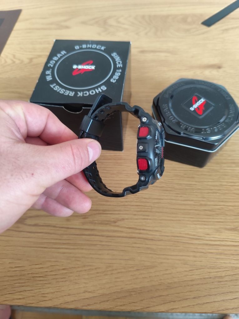Zegarek Casio G-Shock GA-100