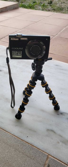 Nikon Coolpix S3000 - my first Nikon - READ DESCRIPTION!64354217038849121