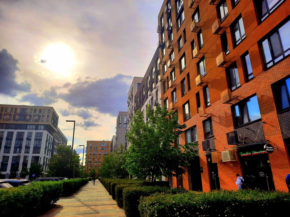 Бізнес_ЖК Файна Таун_вул.Салютна, 2_1-к_39м2_ГЕНЕРАТОР є_Паркінг_Метро