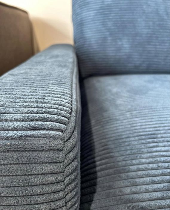 Кутовий нерозкладний диван,синій,з пуфом