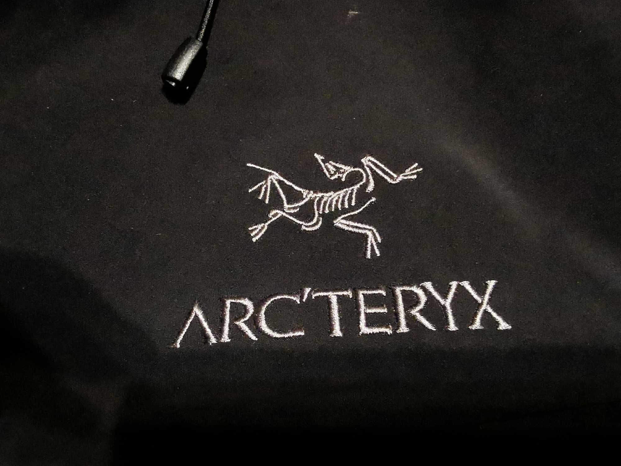 ArcTeryx Alpha SV taka jak 95 procent innych śmieci tutaj