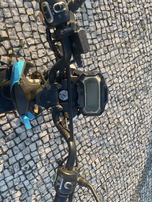 Vende se mota eletrica