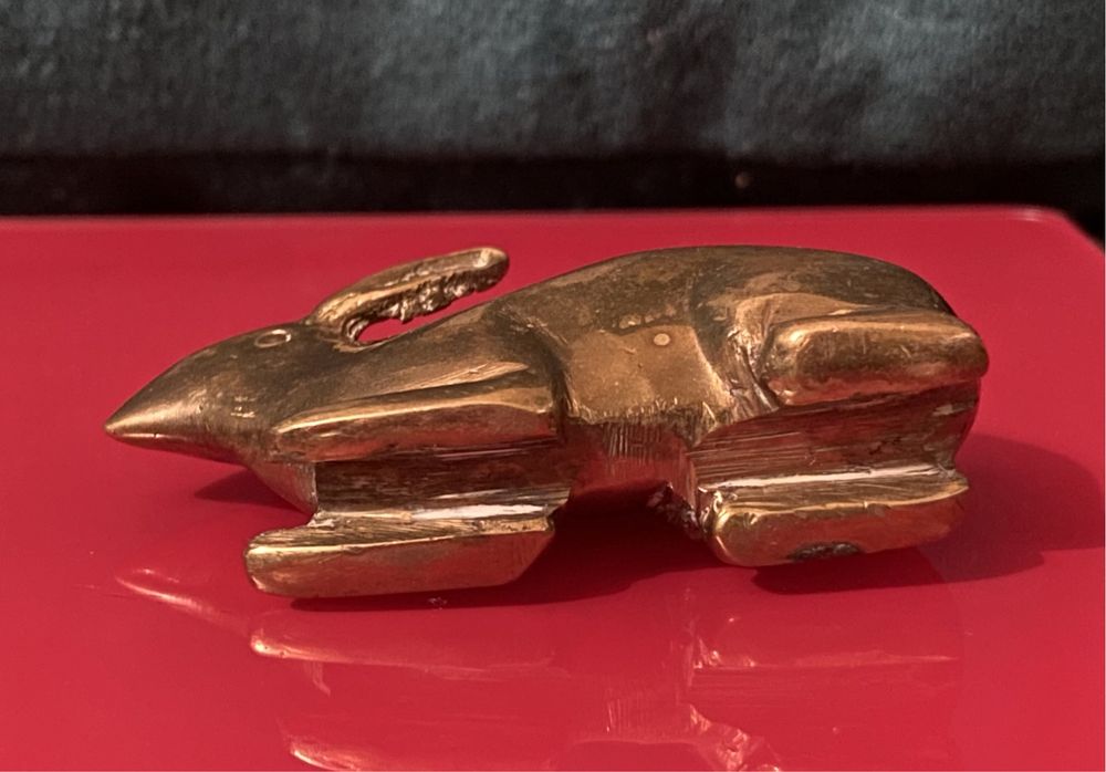 Figurka królik recznie wykonany z mosiądzu vintage