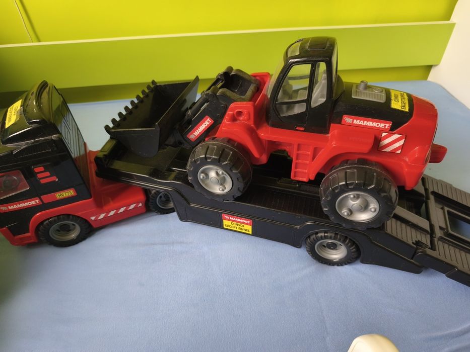 Zabawkowy Samochód ciężarowy firmy Wader -Polesie