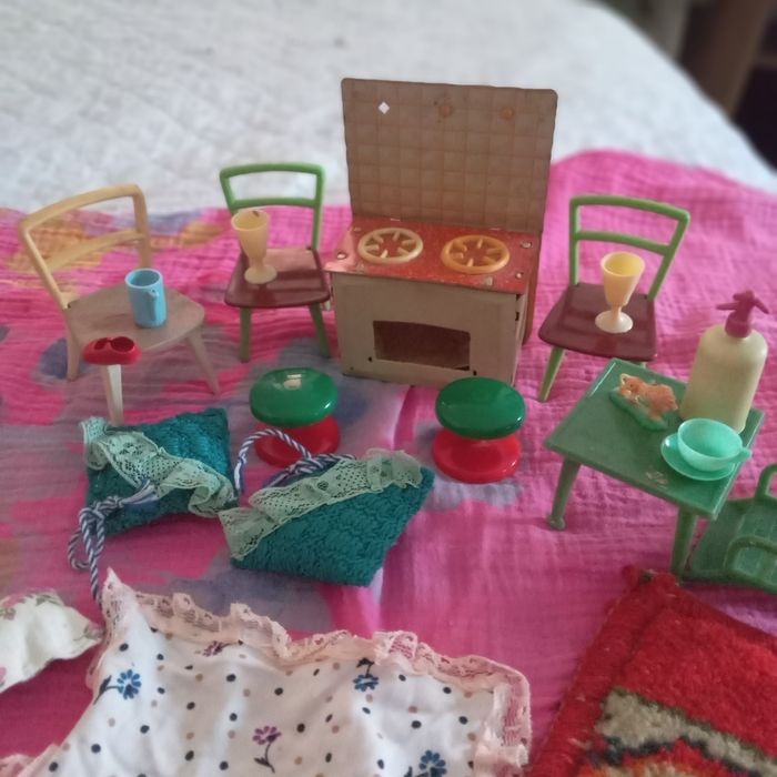 Лот іграшкових меблів, 80-х років