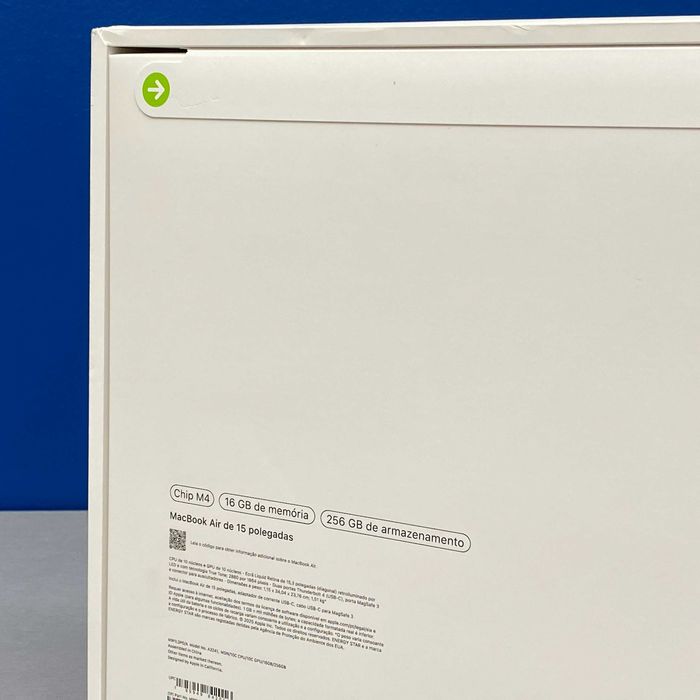 Apple MacBook Air 15.3" (2025) - M4 10-Cores/16GB/256GB SSD - SELADO