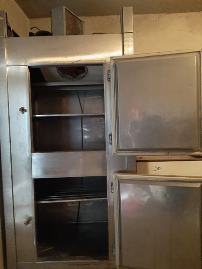 armário frigorífico com 2 portas