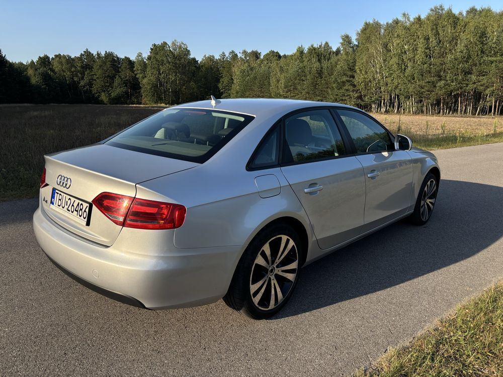 Audi a4 b8 2.0tdi Sedan Fajny stan!