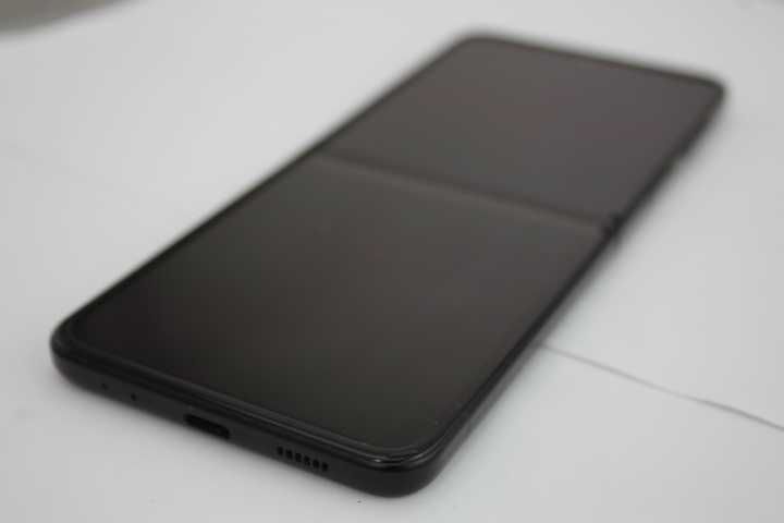 Samsung Galaxy Z Flip 3- (Varias Cores)-*Prestações*- 3 Anos Garantia
