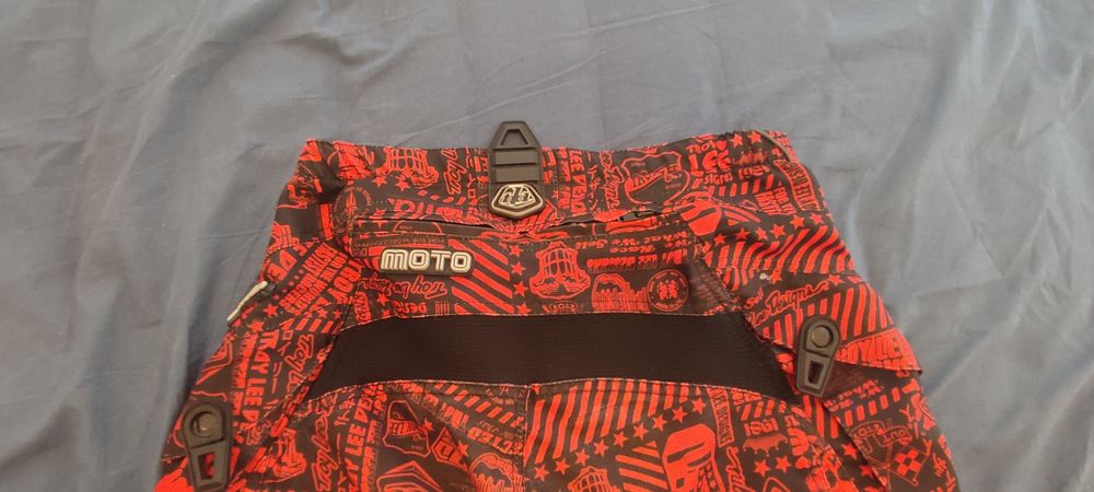 Spodenki rowerowe R.32 TROY LEE DESIGNS  Fox