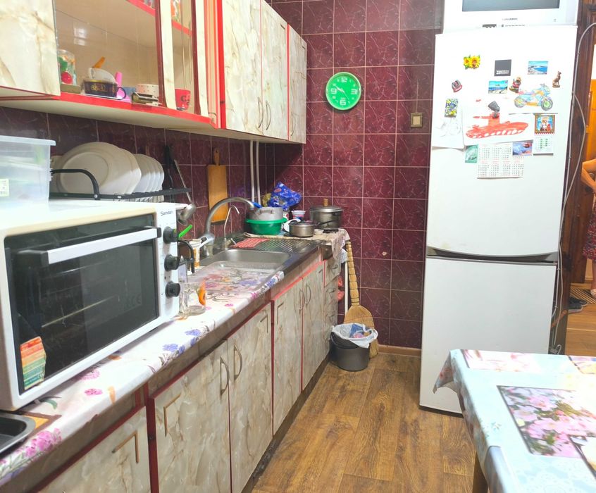 Здається кімната для 1-2 дівчатам, вул. Гоголівська, всі зручності