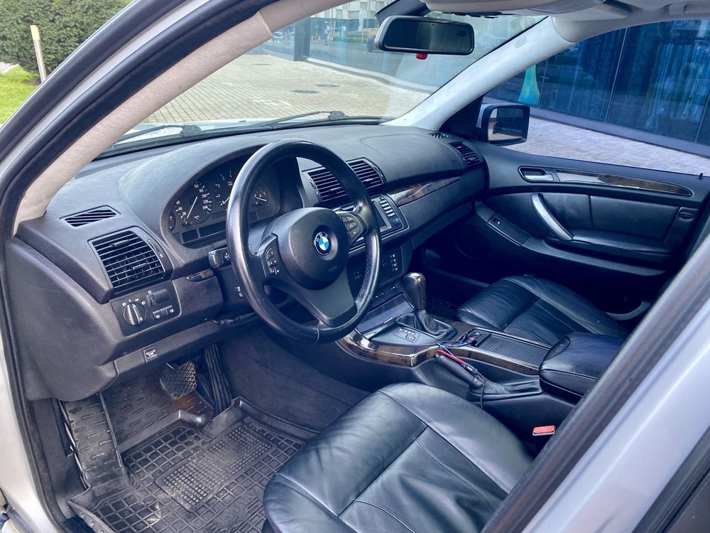 BMW X5 E53 2005 rest