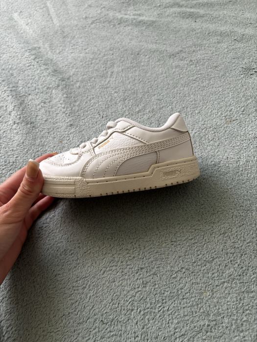 Продам кросівки оригінал