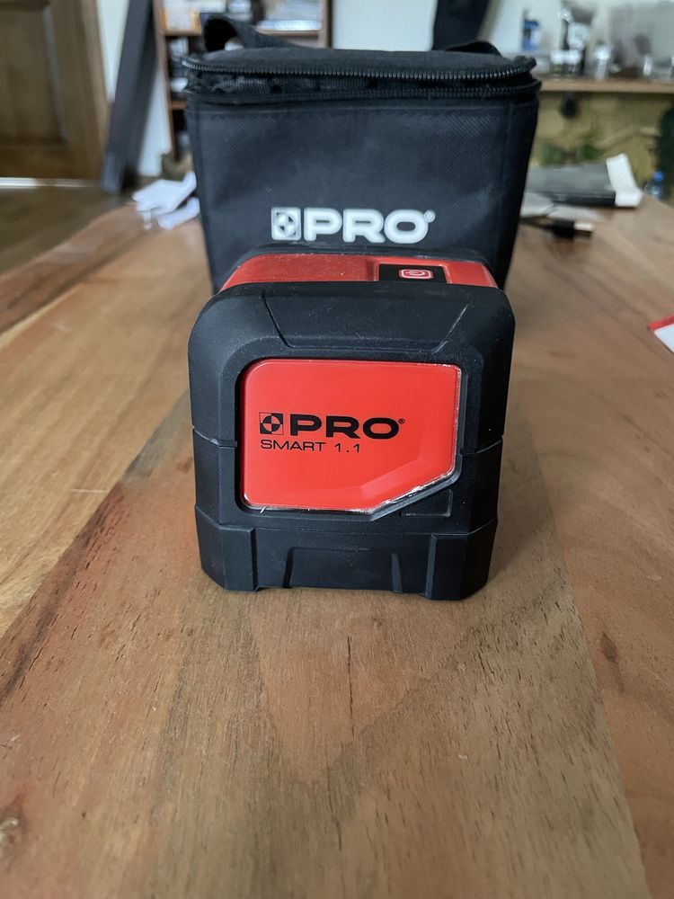 Poziomica laserowa Pro Smart 1.1