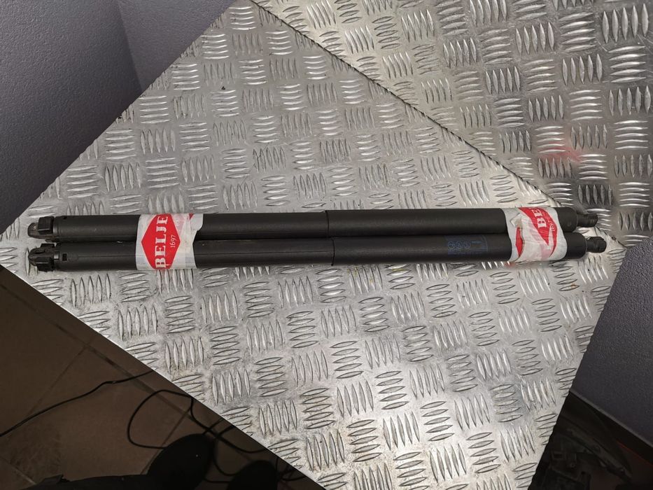 Amortyzator Siłownik Klapy Bagażnika Opel Insignia Kombi Oe 315005777