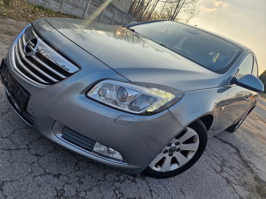 Opel Insignia 1.4T 140PS Xenon_Navi_ Sprowadzony z Niemiec_