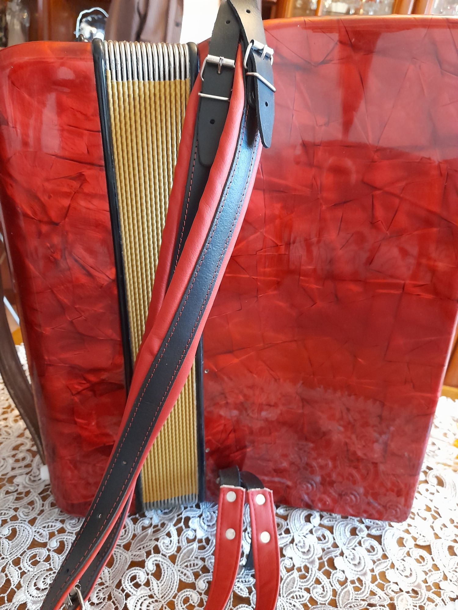 Akordeon HOHNER 96 bas 3 Chórowy