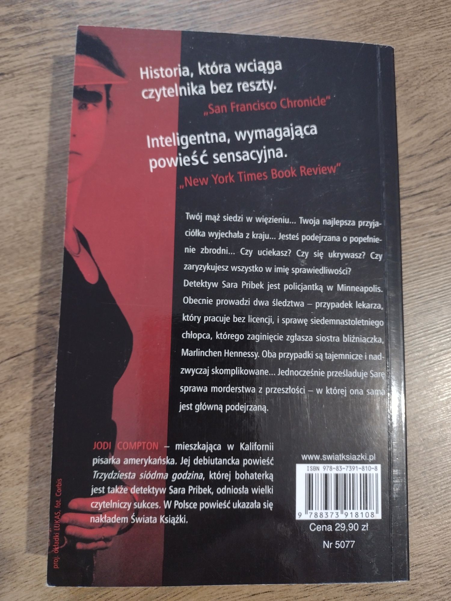 Książka powieść sensacyjna Odrobina ludzkich uczuć Jodi Compton