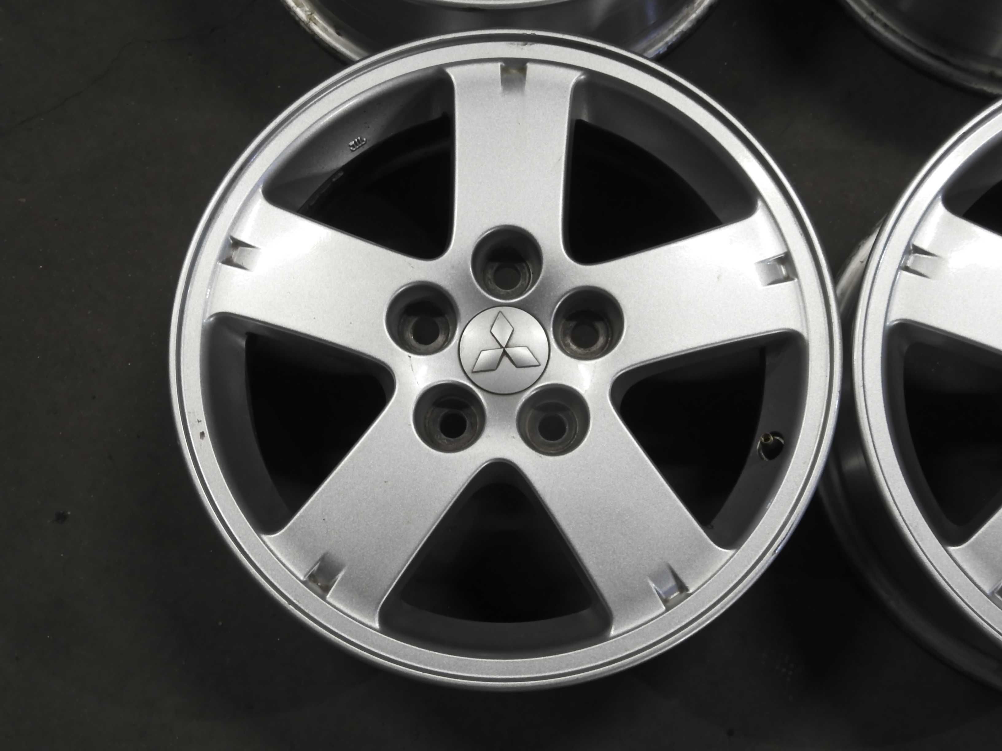 4x Alufelgi Mitsubishi 16'' 5x114,3 6,5J ET38 Super Stan