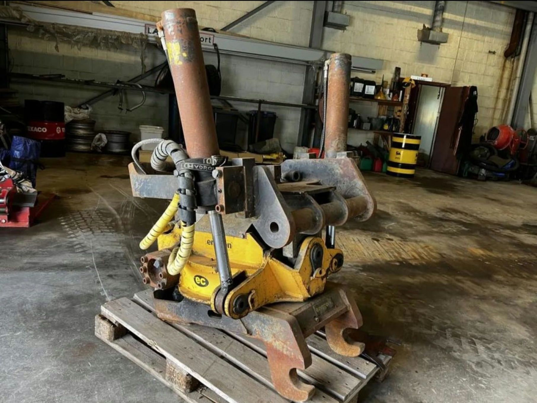 Głowica Engcon EC30, złącza B27, 880kg Rototilt
