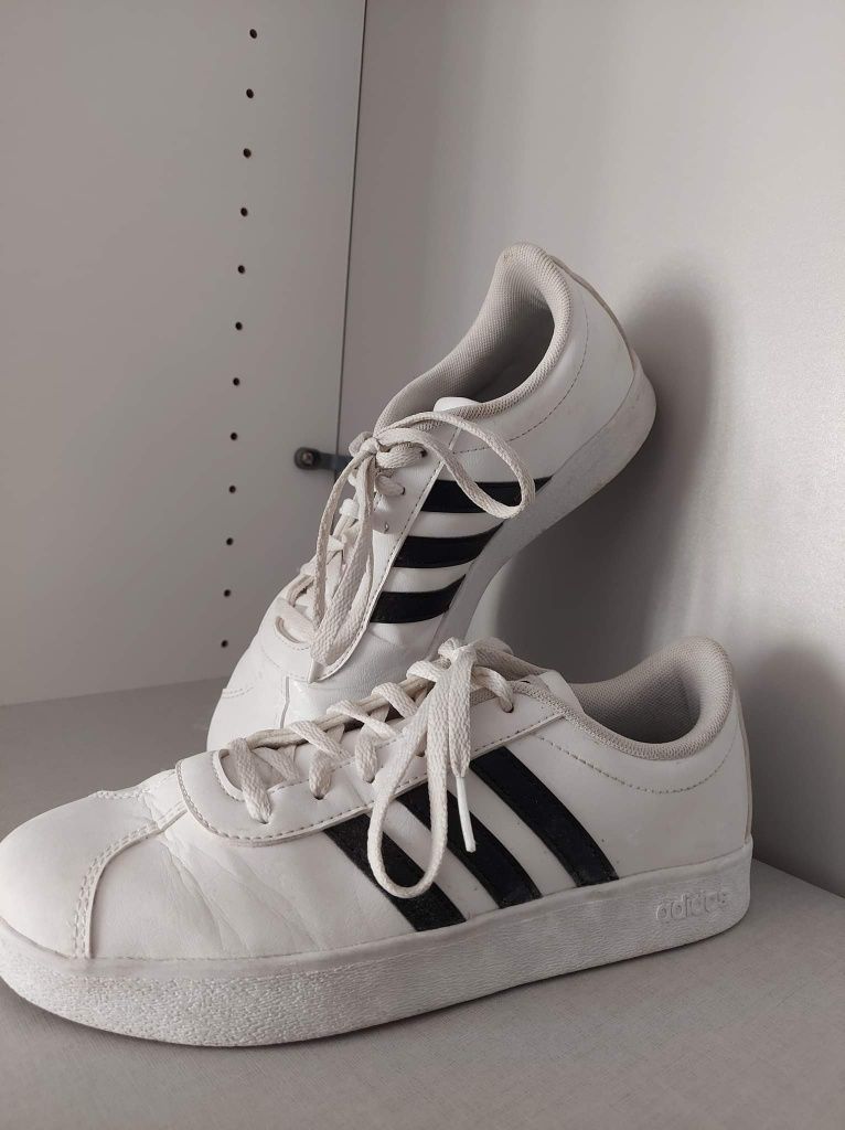 Buty sportowe adidas białe rozmiar 37