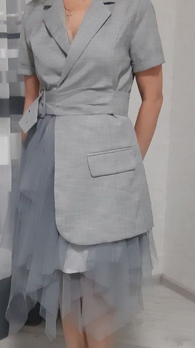 Новое оригинальное платье