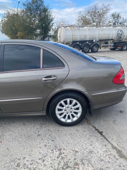 Mercedes-Benz E-Class 2007