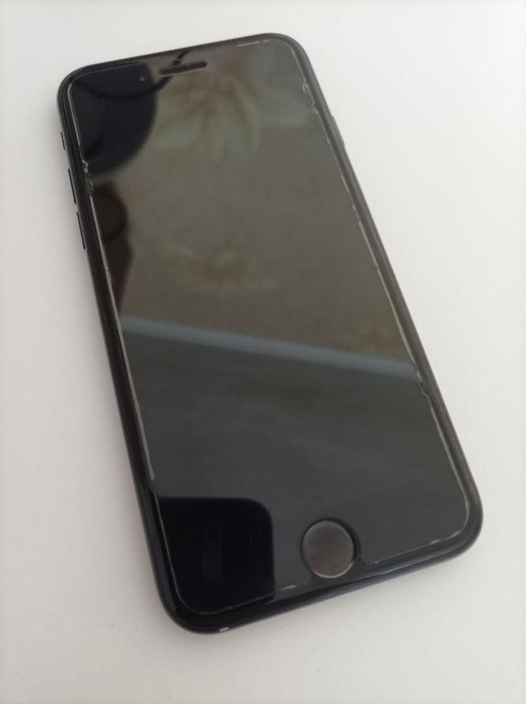 iphone  se  2020