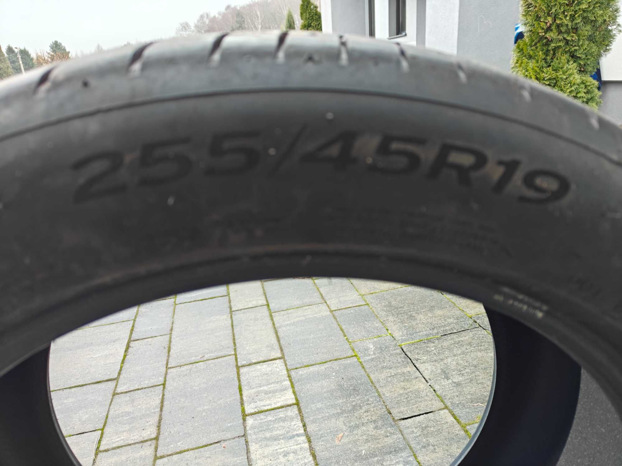 Opony Hankook 255/45/19R