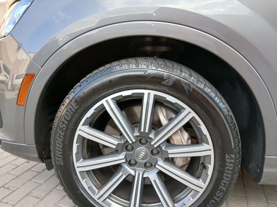 Audi q7 3.0 бензин