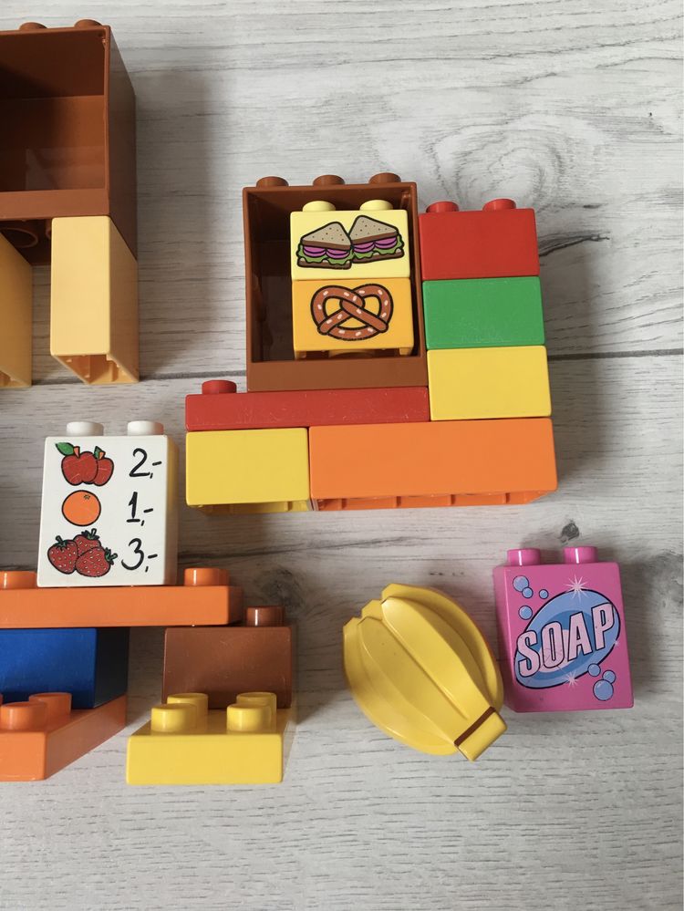 Klocki Lego duplo uniclo sklep supermarket