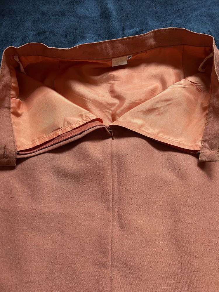 Saia lápis vintage.