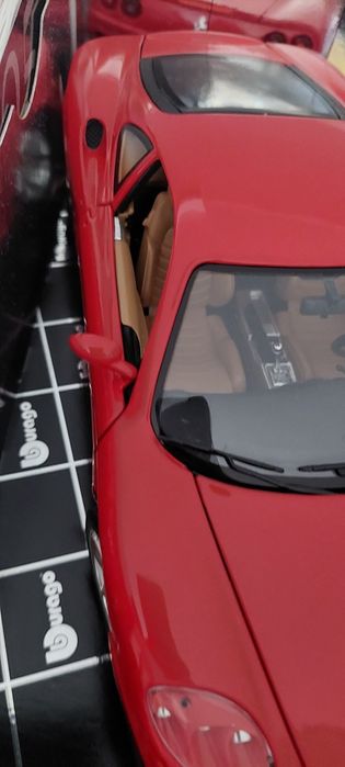 Model 1:18 Ferrari 360 Modena Bburago