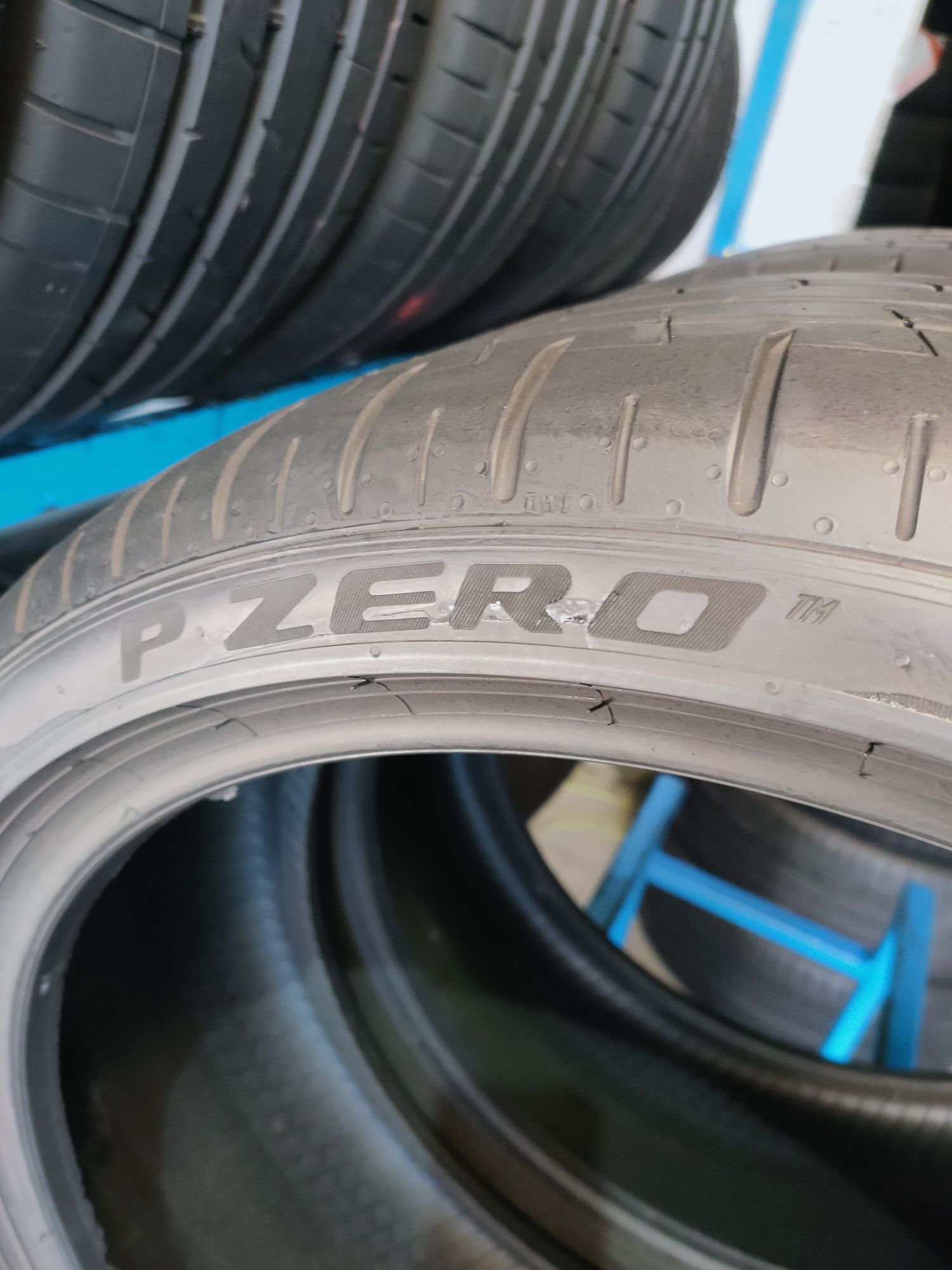 235/35R19 Pirelli PZERO 2021r 6mm